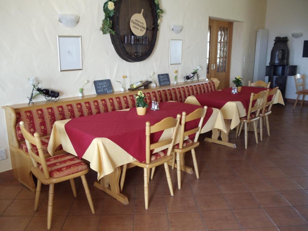 Weinhotel Kienle Burrweiler Esterno foto