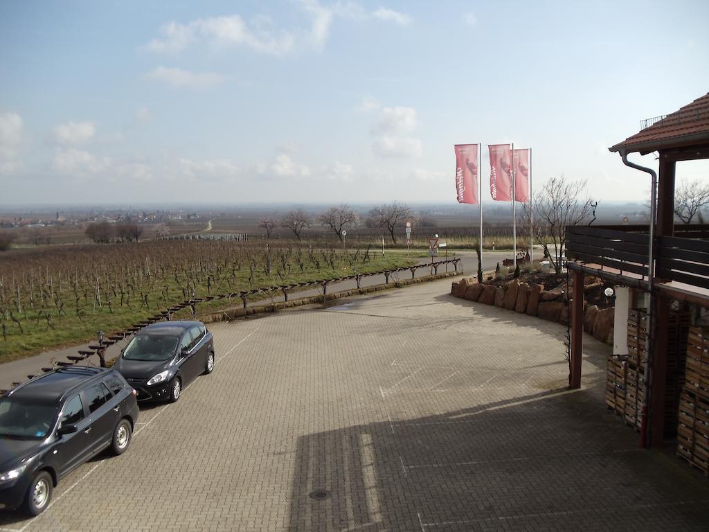 Weinhotel Kienle Burrweiler Esterno foto