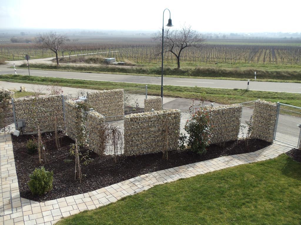 Weinhotel Kienle Burrweiler Esterno foto