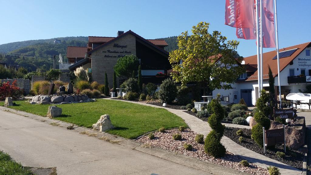 Weinhotel Kienle Burrweiler Esterno foto